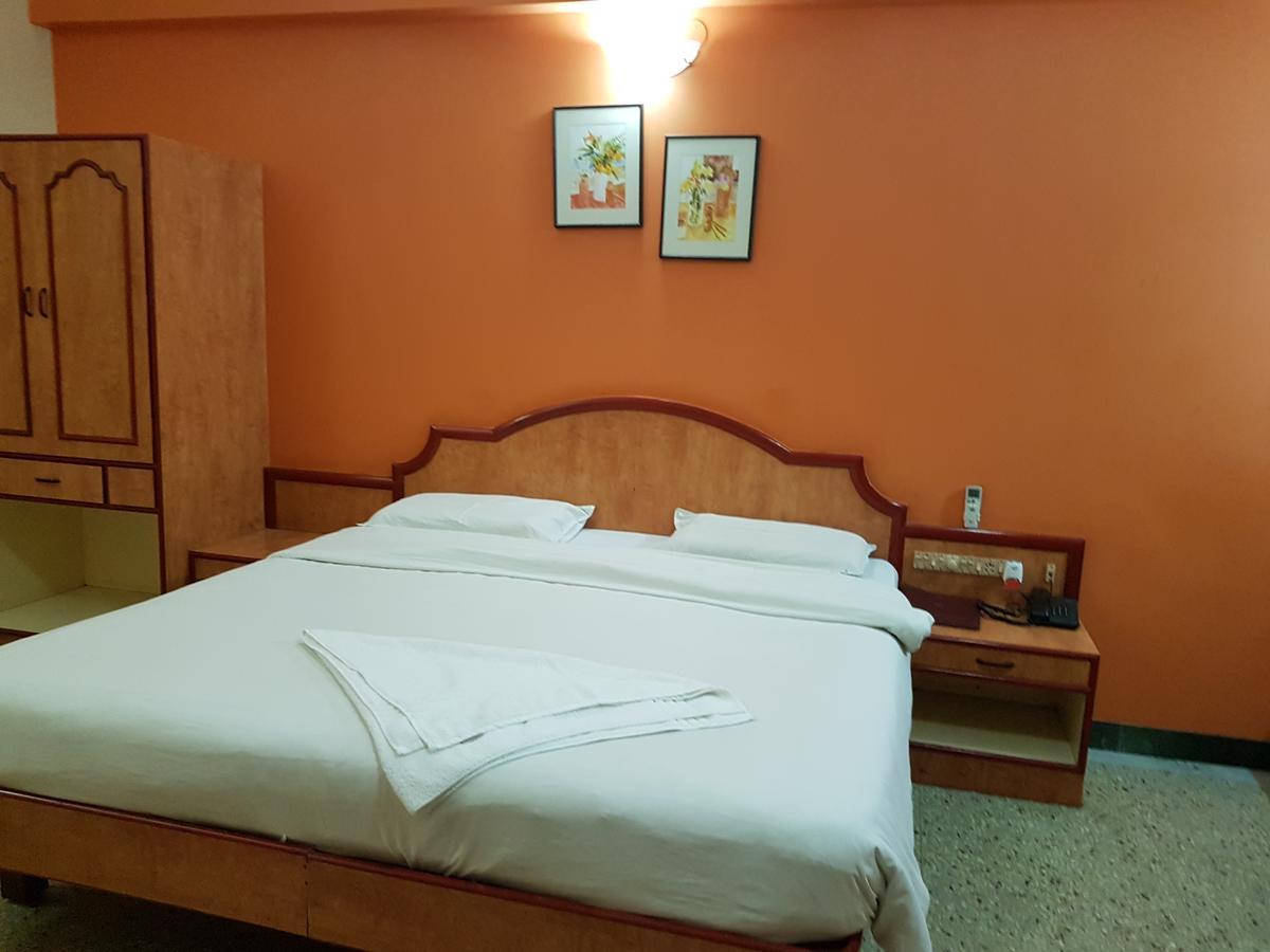 Hotel Vijai Paradise Coimbatore Eksteriør billede