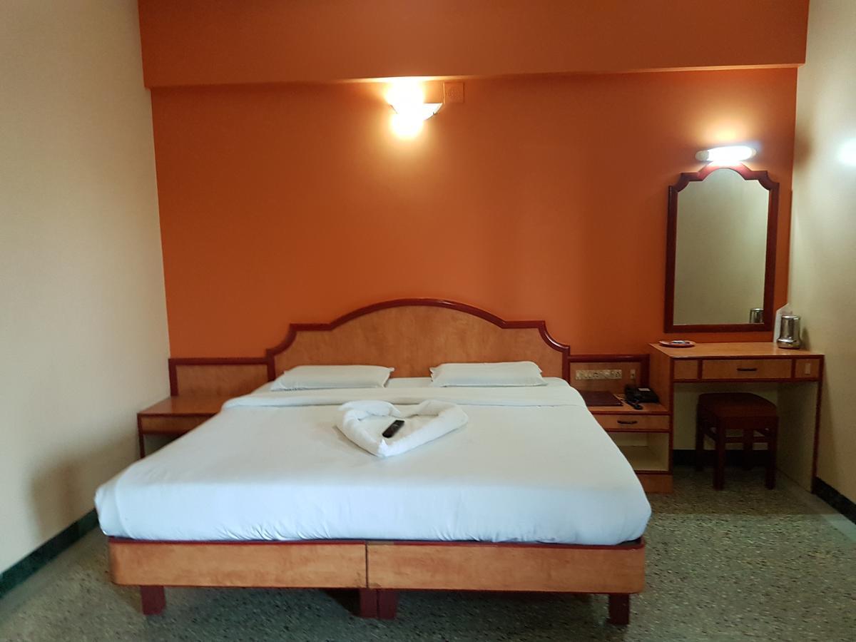 Hotel Vijai Paradise Coimbatore Eksteriør billede